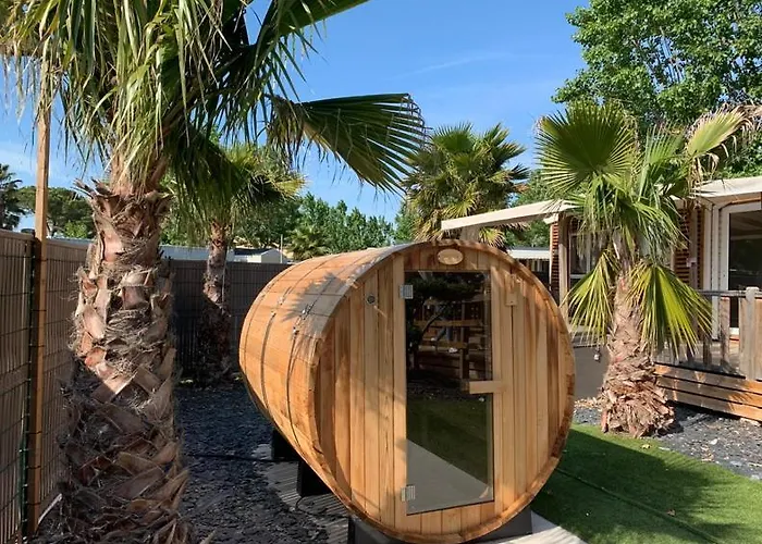 Les Sables Du Midi Valras 캠프장